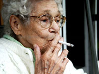 Macular Susceptibility